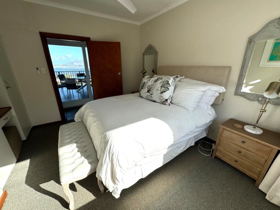 5 Bedroom Property for Sale in Old Place Western Cape